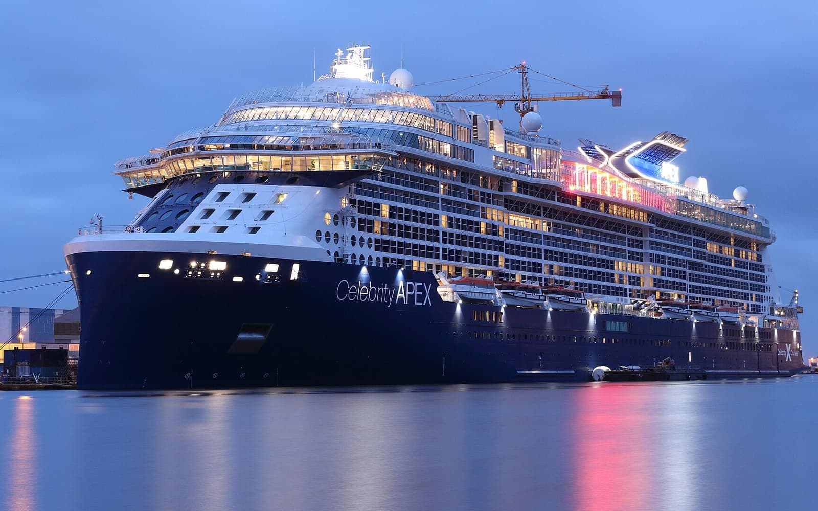 Celebrity Apex, a cruise ship for a honeymoon