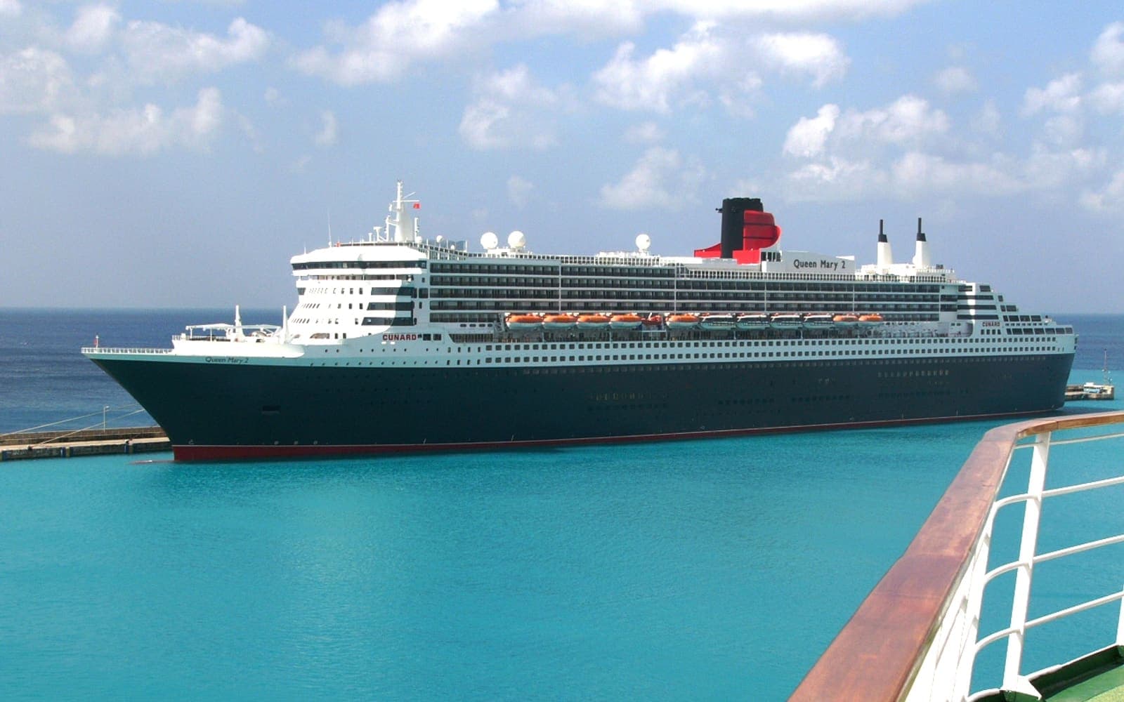 Queen Mary 2 on a transatlantic crossing