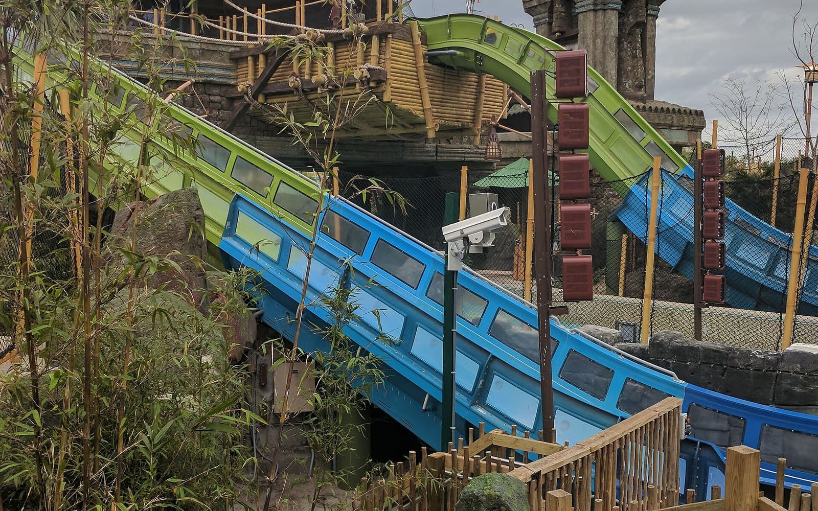 Krakatau Aqua Coaster at Volcano Bay